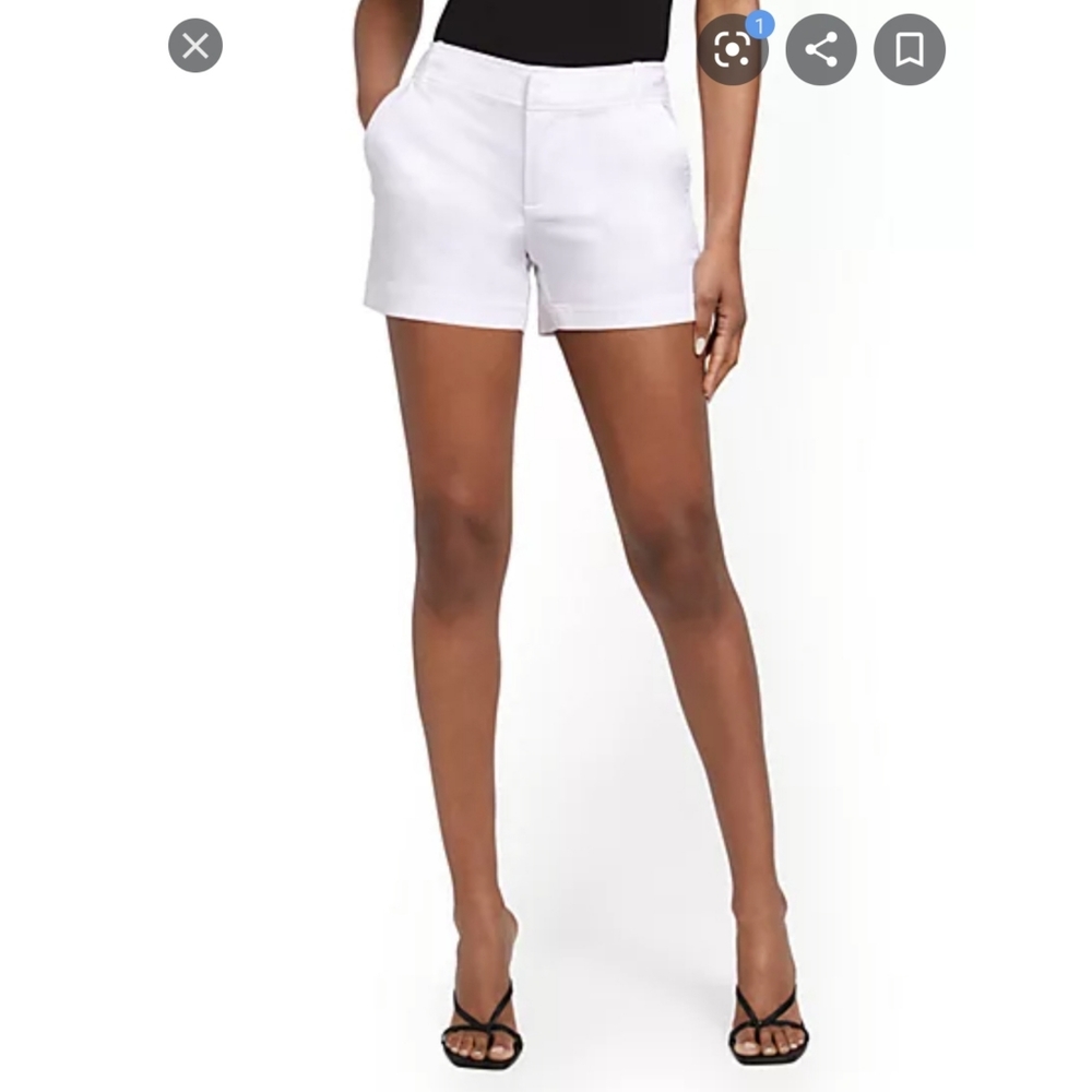 New York & Co Shorts in White